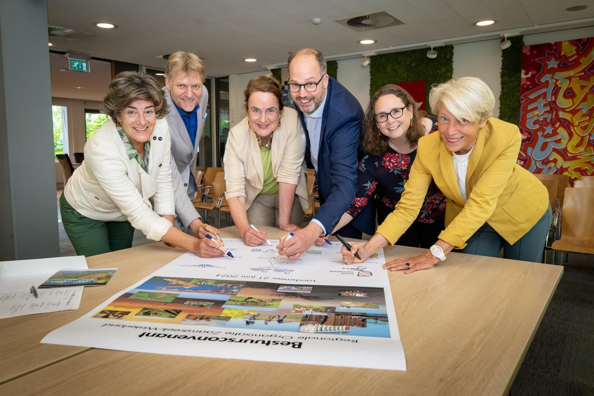 Ondertekening bestuursconvenant